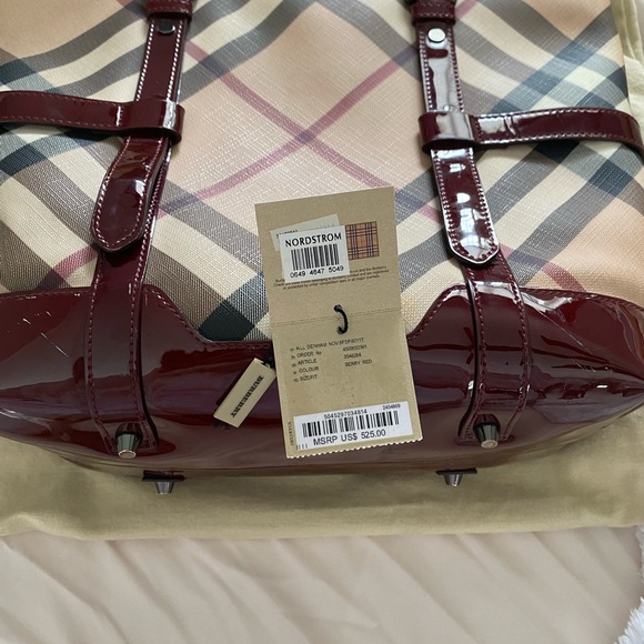 Burberry Women's Checkered Tote Bag - Red and Cream - Picture 3 of 4